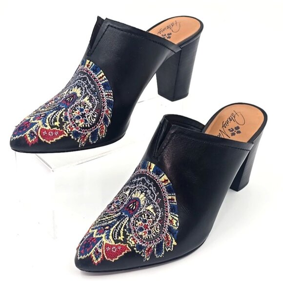 Patricia Nash Roberta Embroidered Black Leather Mules 3" Heel Pointed Toe Size 8 - Picture 1 of 11